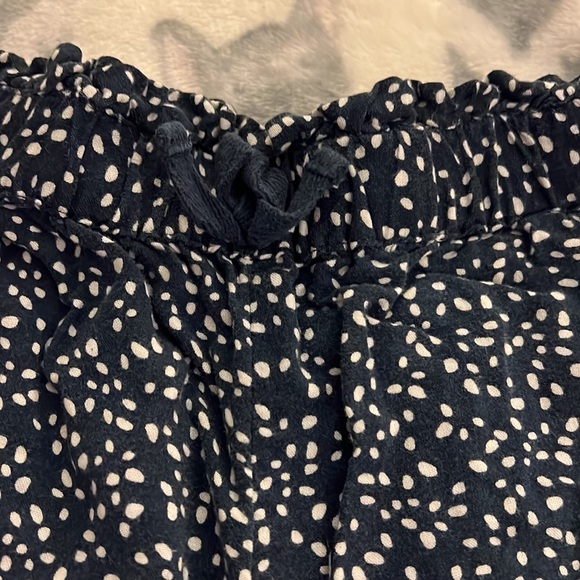 Roxy Girl polka dot shorts. Size 14 - Picture 2 of 8